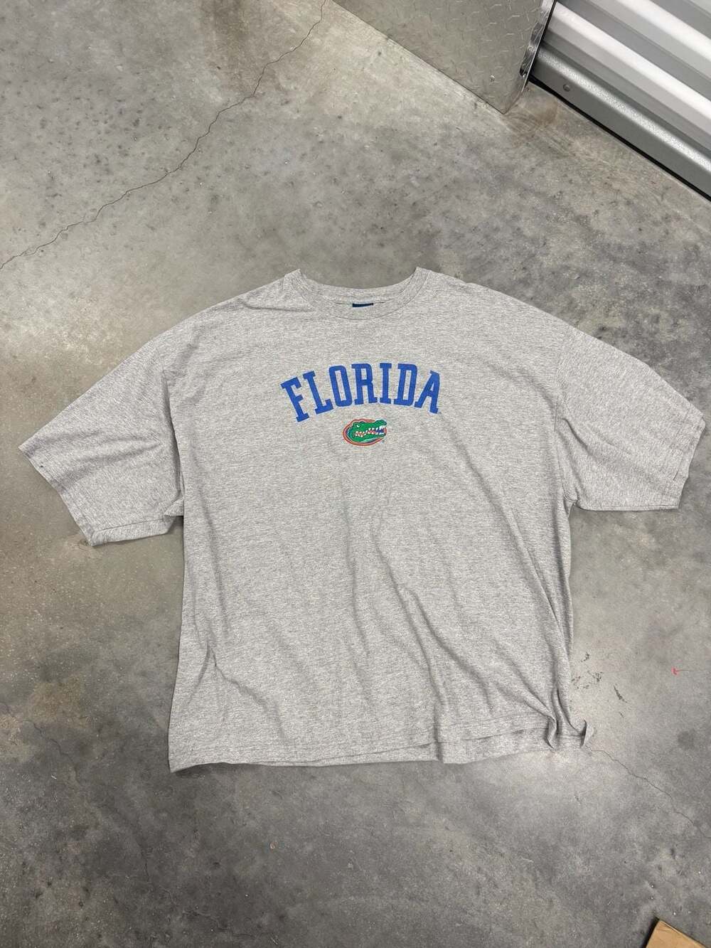 Champs Sports Florida Gators Arched Logo T-Shirt XXL